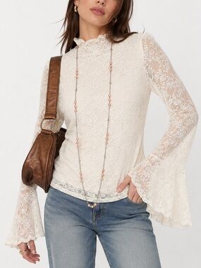 Vince Camuto Ivory Lace Mock Neck Bell Sleeve Top XL Coquette Romantic Boho